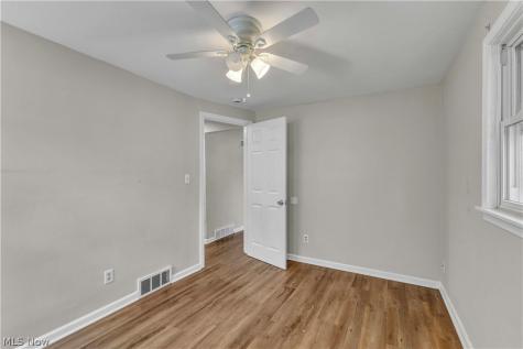 2855 Lincoln Street Lorain OH 44052