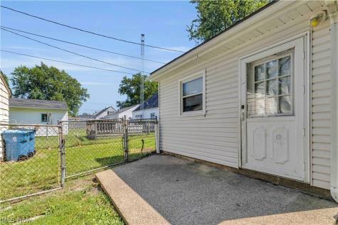 2855 Lincoln Street Lorain OH 44052