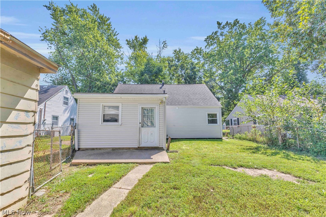 2855 Lincoln Street Lorain OH 44052