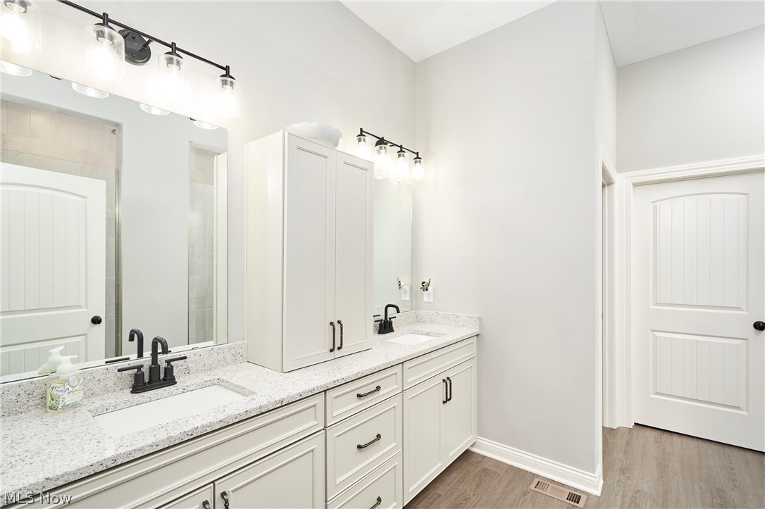 2793 Galway Drive Brunswick Hills OH 44212