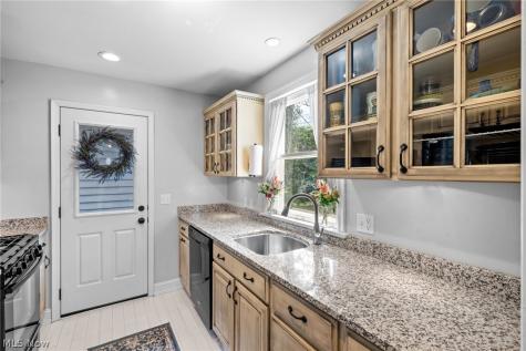 26707 Normandy Road Bay Village OH 44140