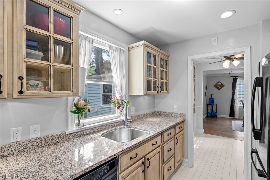 26707 Normandy Road Bay Village OH 44140