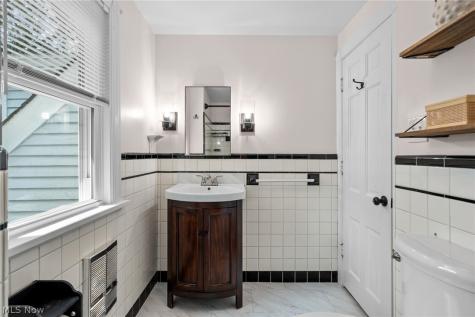26707 Normandy Road Bay Village OH 44140