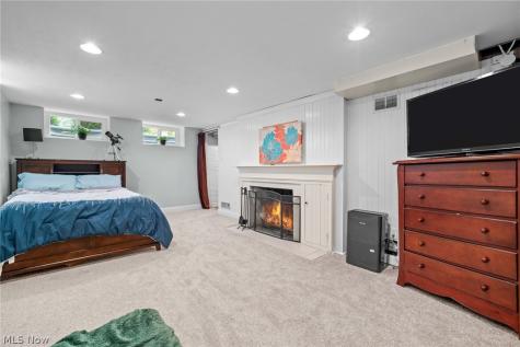 26707 Normandy Road Bay Village OH 44140