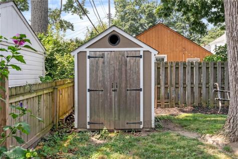 26707 Normandy Road Bay Village OH 44140
