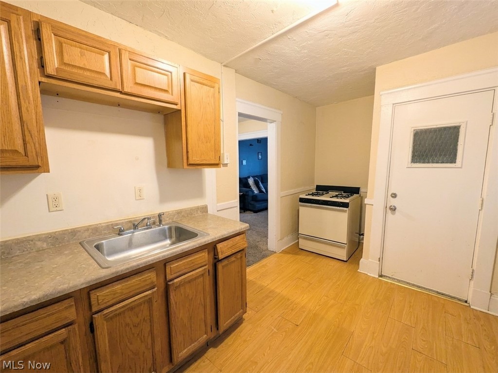 3659 E 104th Street Cleveland OH 44105