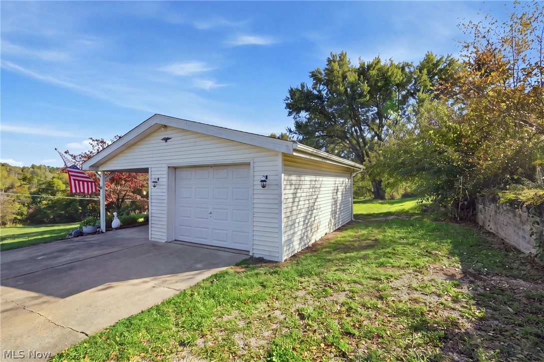 165 Chapel Hill Road Zanesville OH 43701