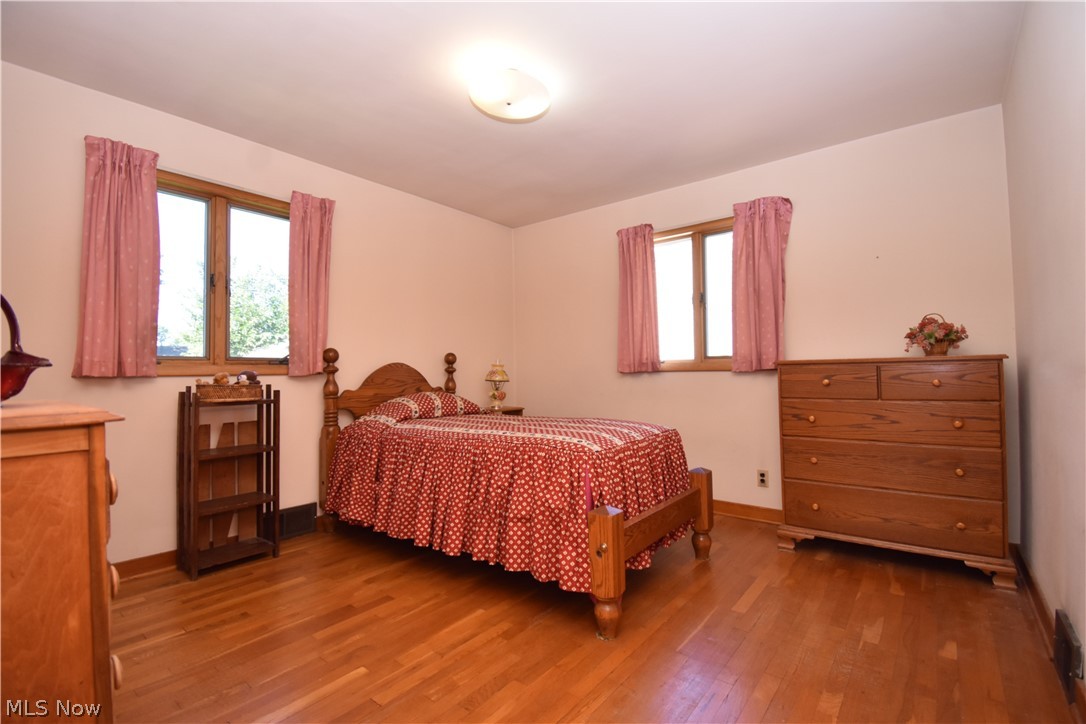 512 Center Street Hubbard OH 44425
