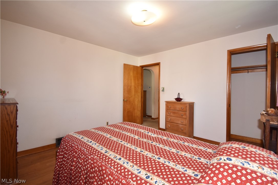 512 Center Street Hubbard OH 44425