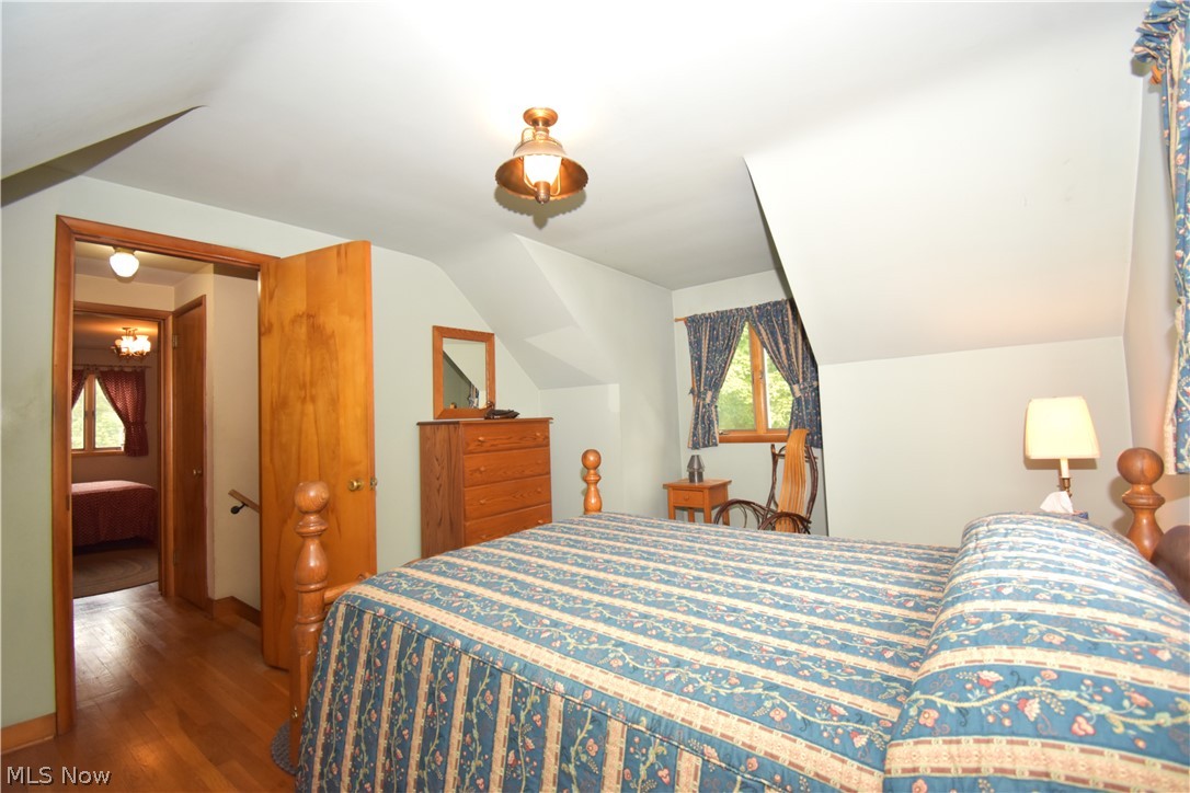 512 Center Street Hubbard OH 44425