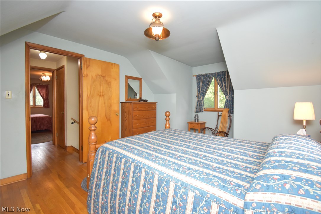 512 Center Street Hubbard OH 44425