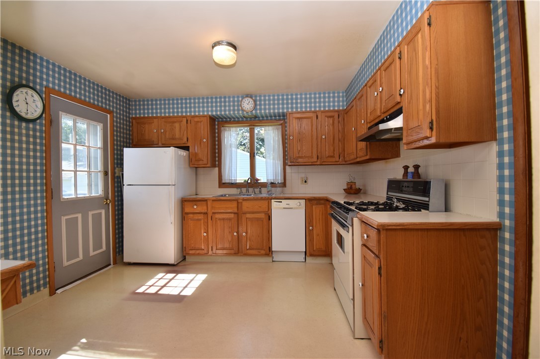 512 Center Street Hubbard OH 44425