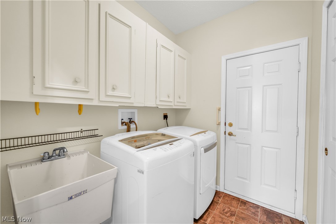 10400 E Ravine View Court North Royalton OH 44133