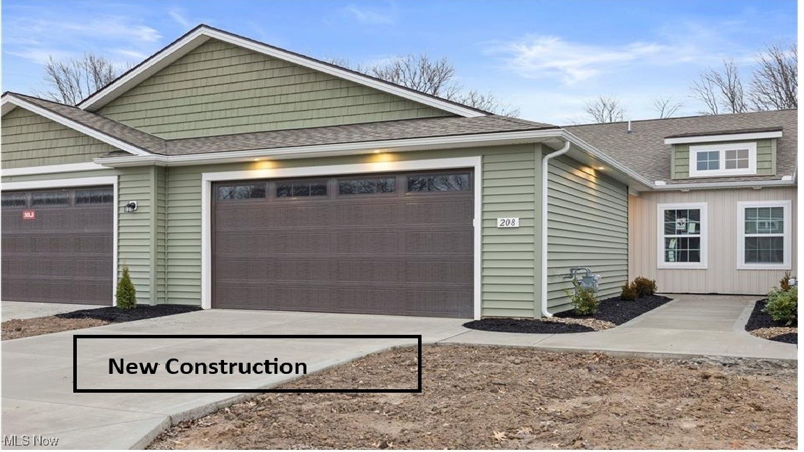 208 Alexander Drive Elyria OH 44035
