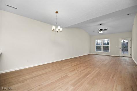 208 Alexander Drive Elyria OH 44035