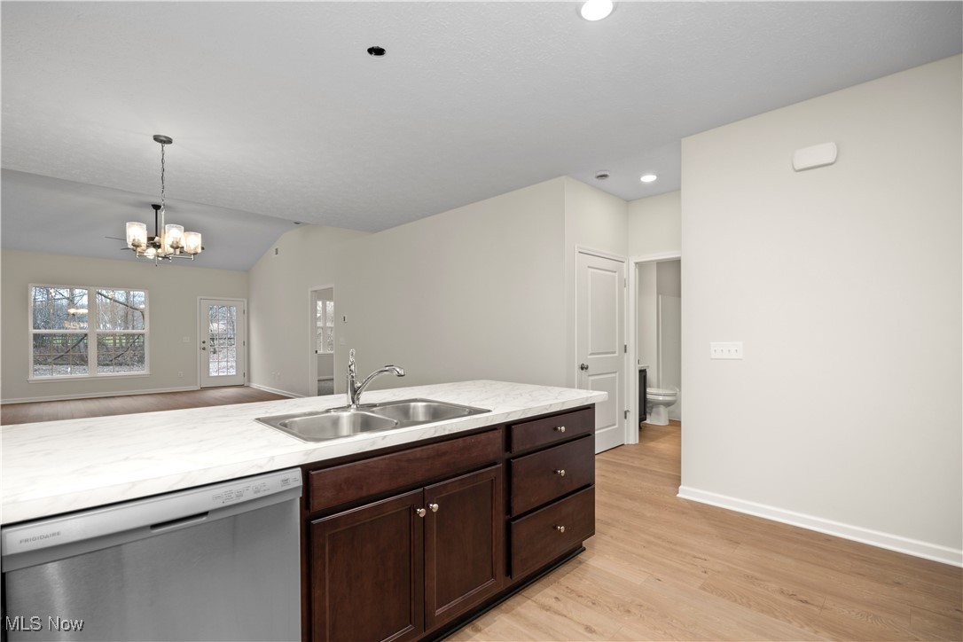 208 Alexander Drive Elyria OH 44035