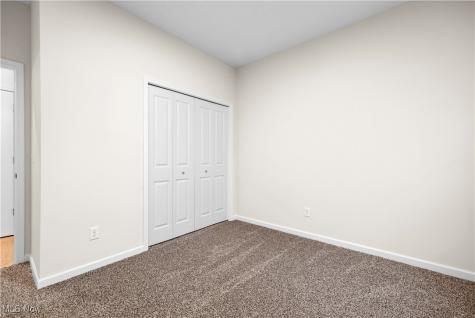 208 Alexander Drive Elyria OH 44035