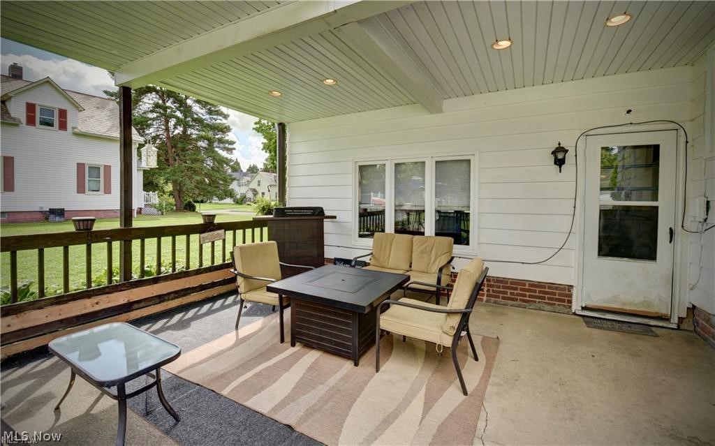 496 W Indiana Avenue Sebring OH 44672