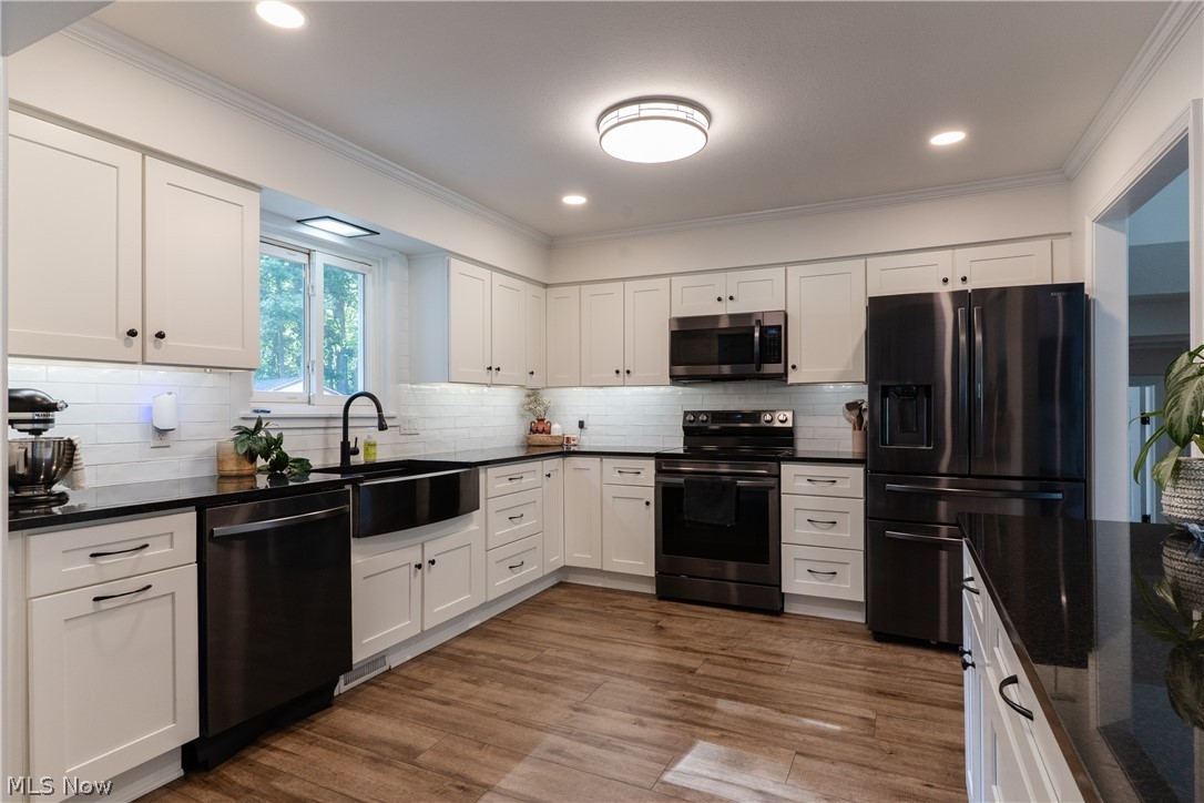 15628 Creekwood Lane Strongsville OH 44136