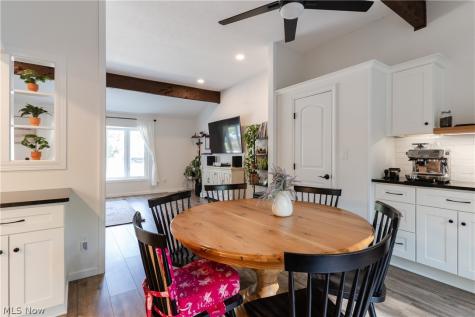 15628 Creekwood Lane Strongsville OH 44136