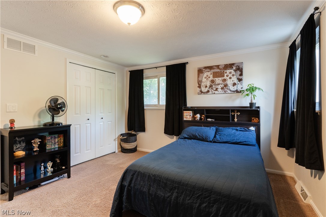 15628 Creekwood Lane Strongsville OH 44136