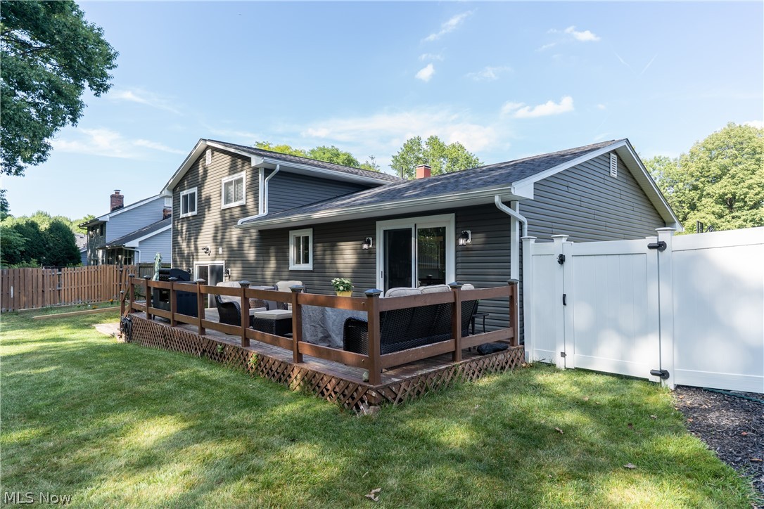 15628 Creekwood Lane Strongsville OH 44136