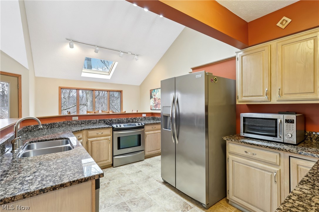 8442 Settlers Passage Brecksville OH 44141