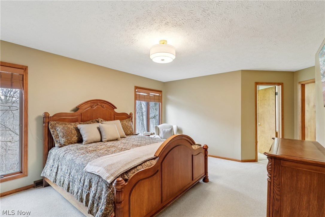 8442 Settlers Passage Brecksville OH 44141