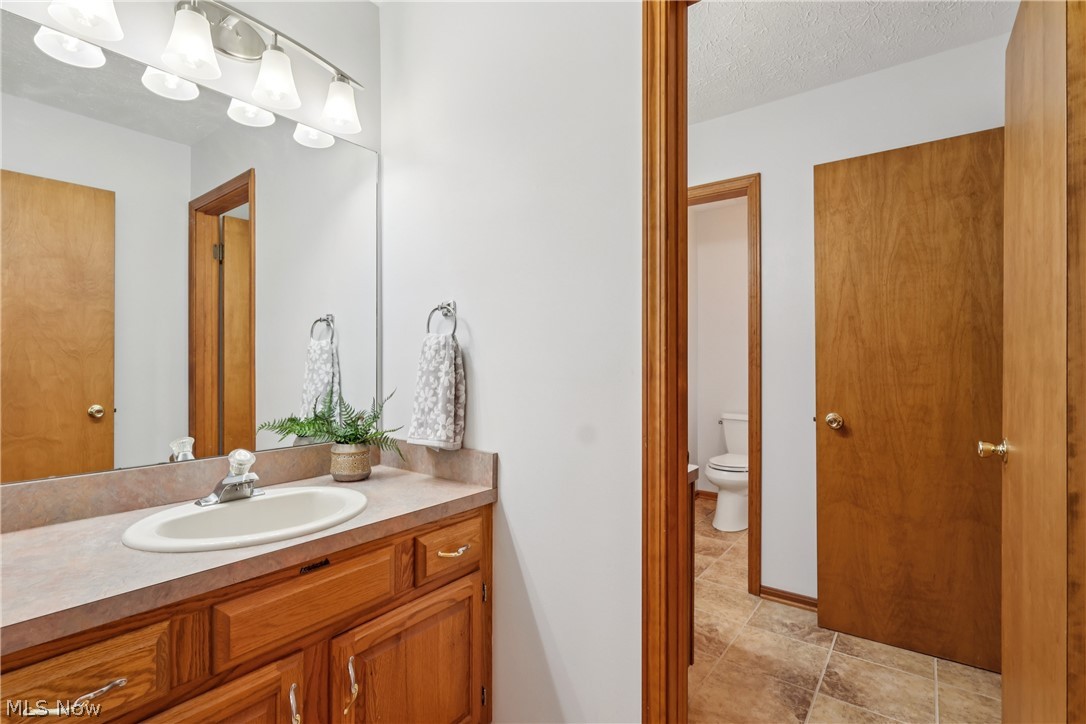 8442 Settlers Passage Brecksville OH 44141