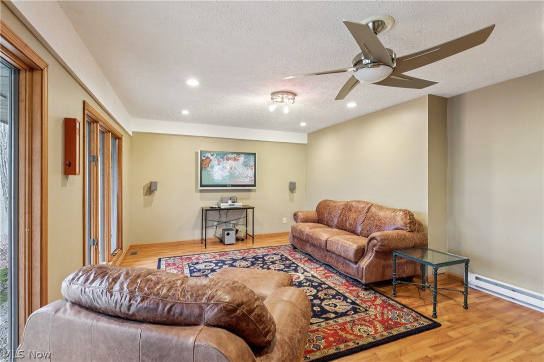 8442 Settlers Passage Brecksville OH 44141