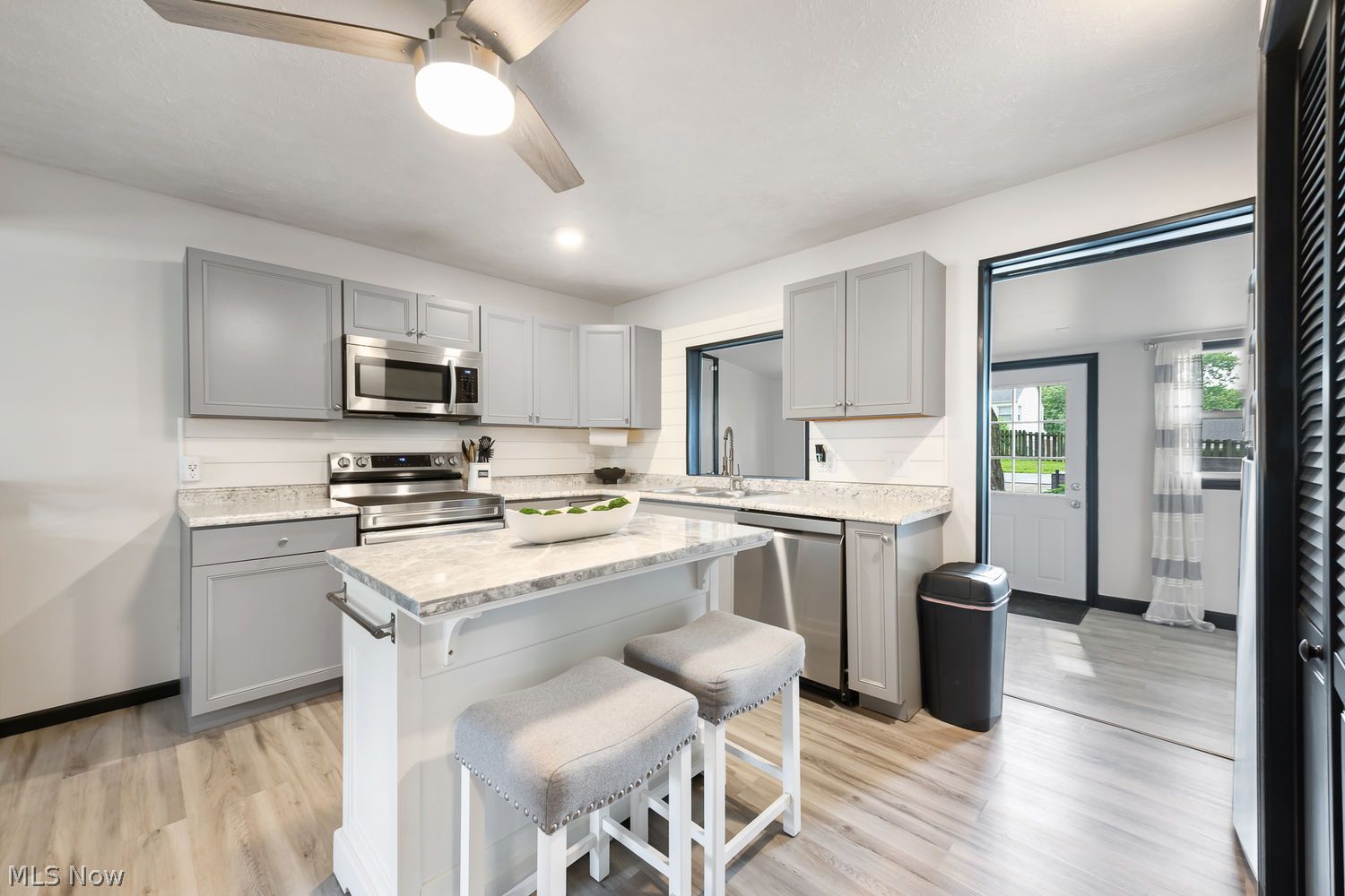 3917 Arnold Avenue NW Canton OH 44709