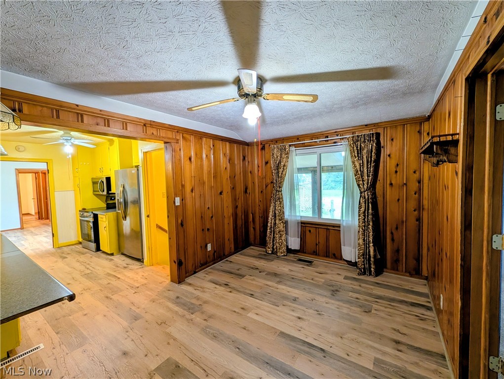 678 Shook Road Akron OH 44319