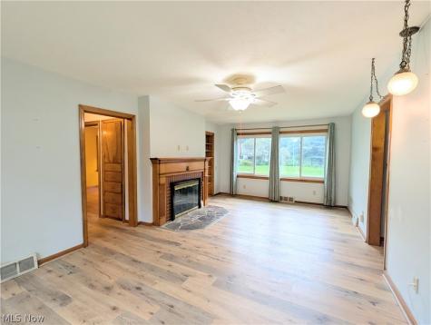 678 Shook Road Akron OH 44319