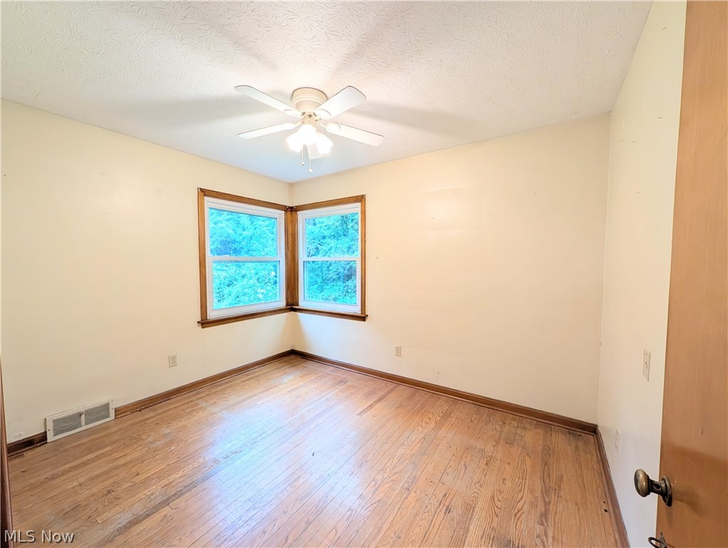 678 Shook Road Akron OH 44319