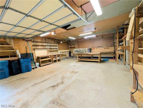 678 Shook Road Akron OH 44319