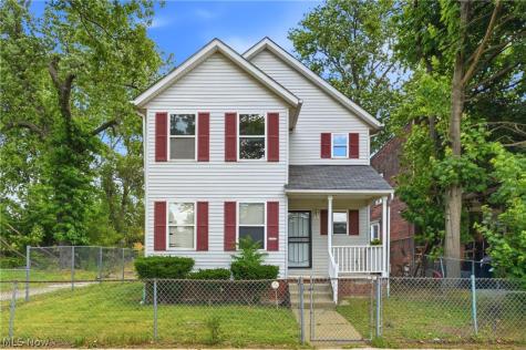 621 E 115th Street Cleveland OH 44108