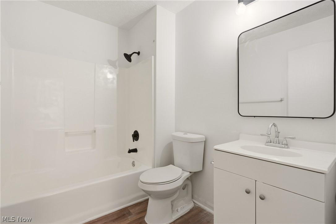 621 E 115th Street Cleveland OH 44108