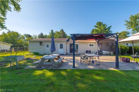 2011 Summers Avenue Streetsboro OH 44241