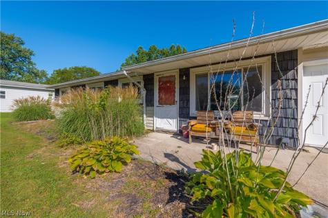 2011 Summers Avenue Streetsboro OH 44241