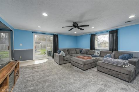 5785 Deborah Drive North Ridgeville OH 44039