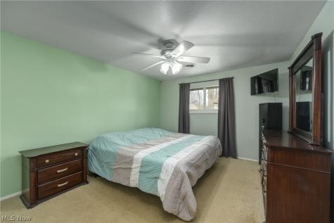 5785 Deborah Drive North Ridgeville OH 44039