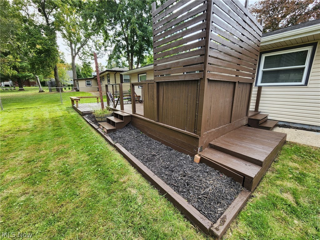 87 Idlewood Road Austintown OH 44515