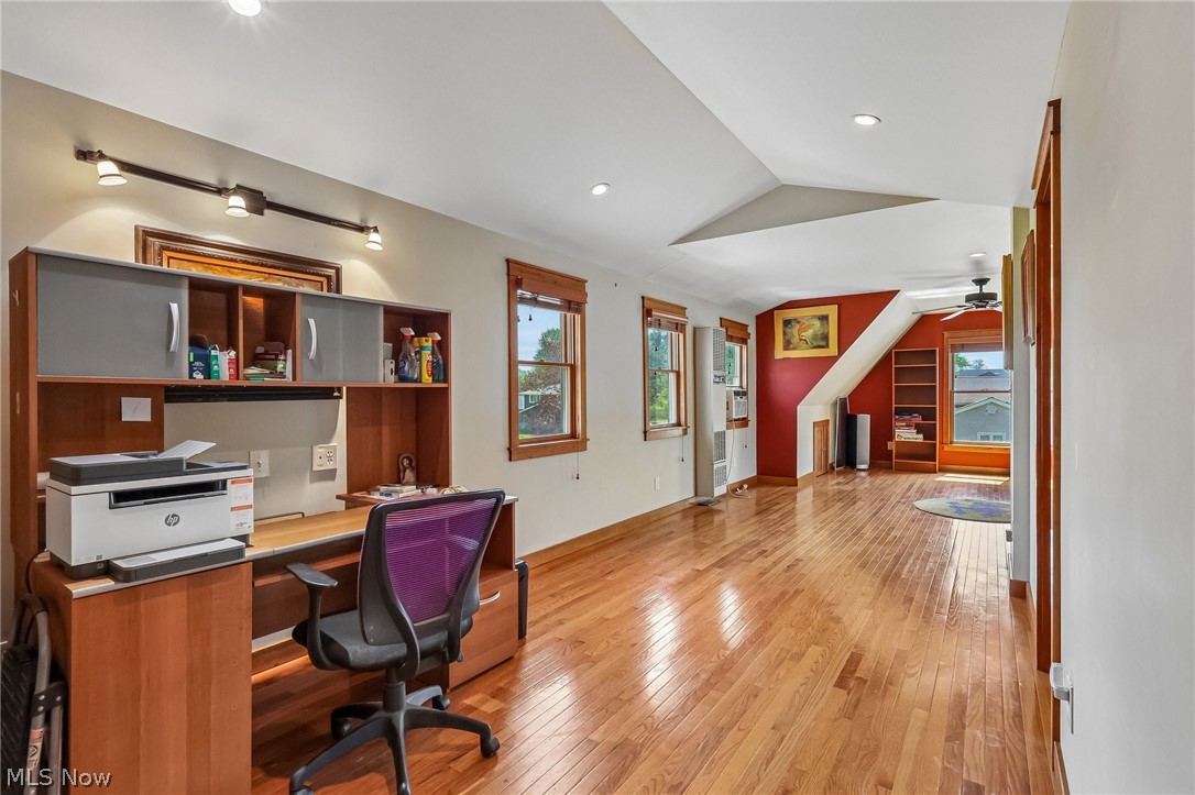 483 Som Center Road Mayfield Village OH 44143