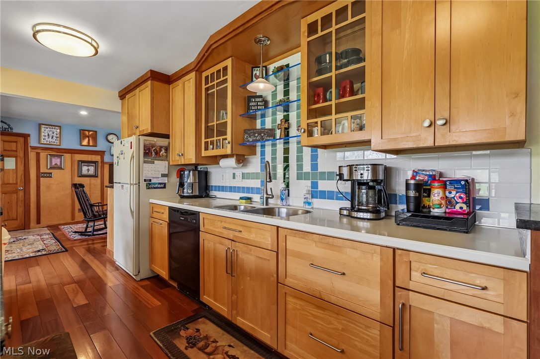 483 Som Center Road Mayfield Village OH 44143