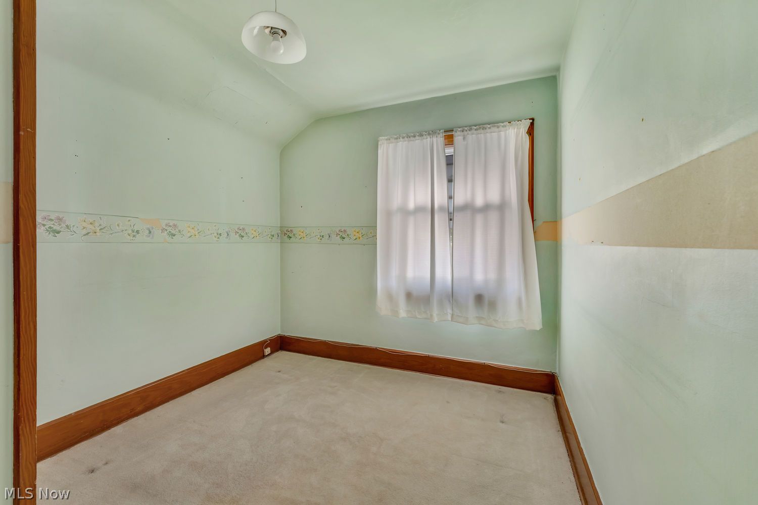 145 Millet Avenue Youngstown OH 44509