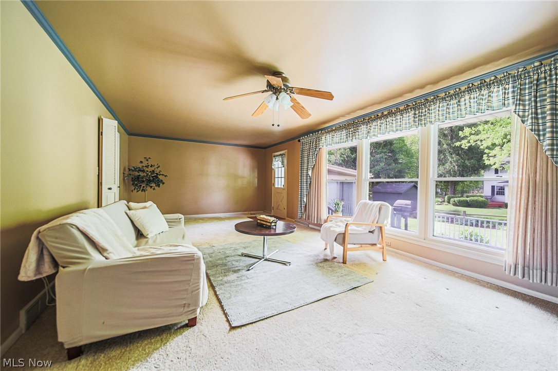 353 Hillcrest Drive Ashland OH 44805