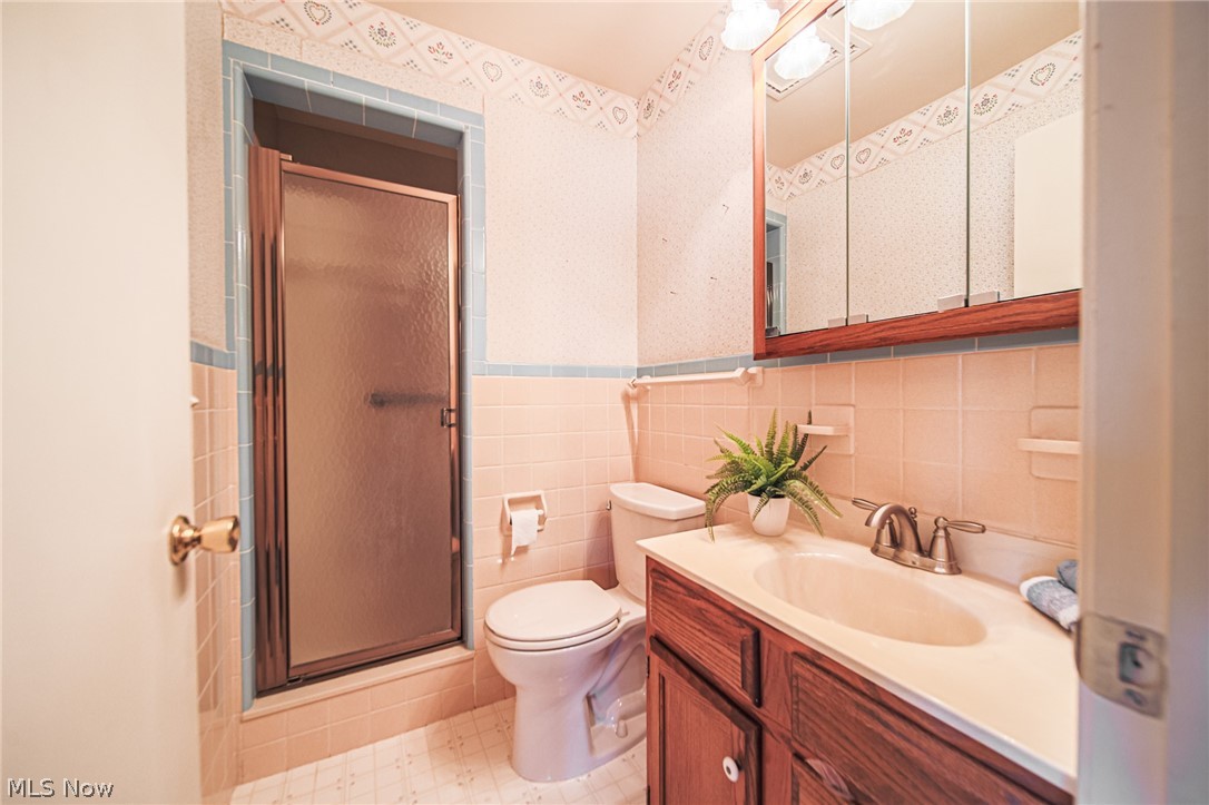 353 Hillcrest Drive Ashland OH 44805