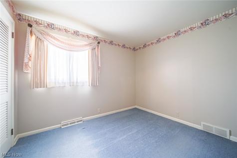 353 Hillcrest Drive Ashland OH 44805
