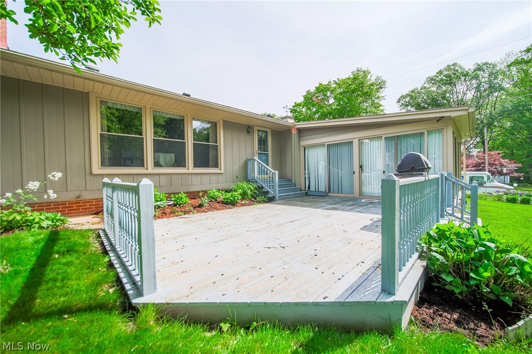 353 Hillcrest Drive Ashland OH 44805