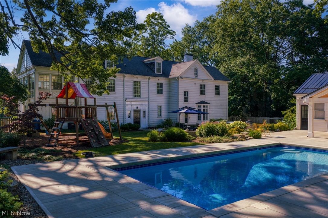 2873 Glengary Road Shaker Heights OH 44120